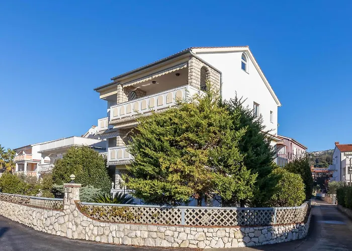 1 Bedroom Awesome In